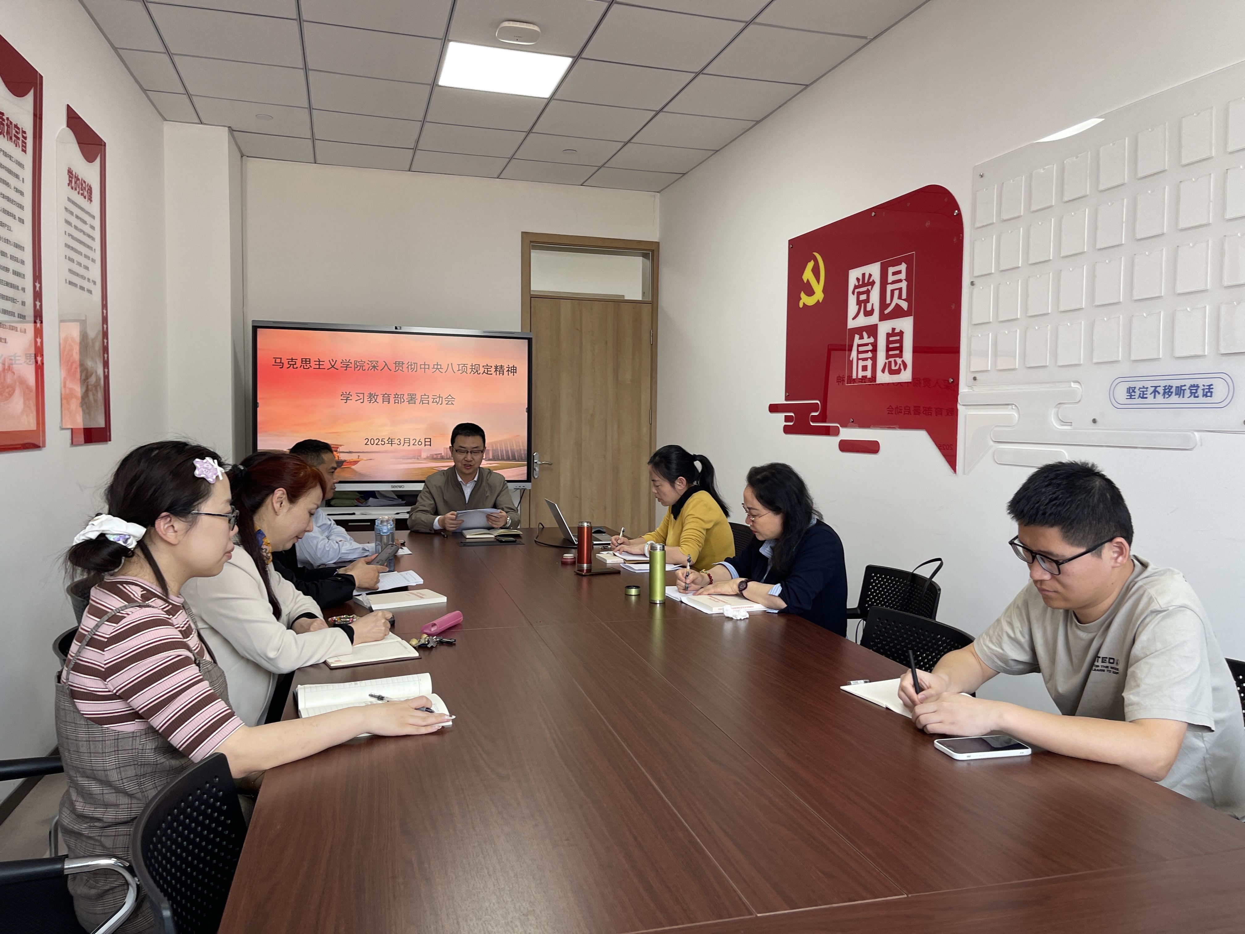 FAC160F4D5F23D177F1F113CC50F7F35.jpg FAC160F4D5F23D177F1F113CC50F7F35.jpg